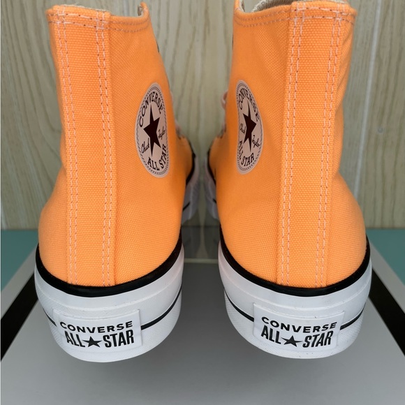 SOLD Converse Chuck Taylor All Star Lift Women's Platform High-Tops - Peach Beam - Picture 6 of 8